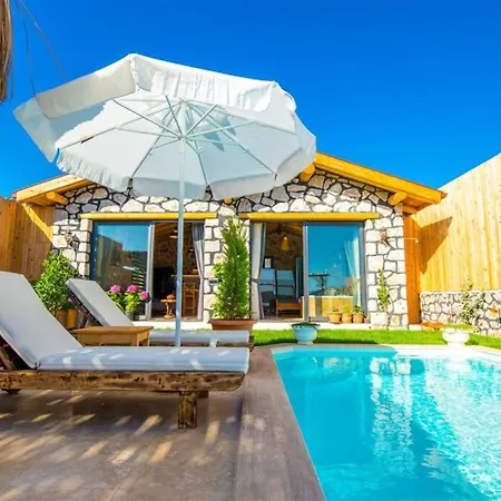 Vila Kalkan / Patara'da Dogayla Ic Ice Balayi Villasi Adakoy